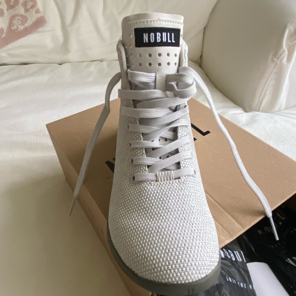 High top grey sneaker